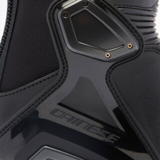 Dainese Axial 2 Motorradstiefel Herren schwarz / schwarz 44