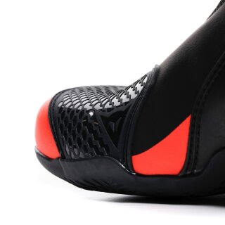 Dainese Axial 2 Bottes de moto hommes noir / rouge-fluo 46